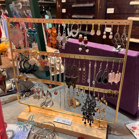 Jewelry/Accessory Mix and Match Bundle - Picture 10 of 11